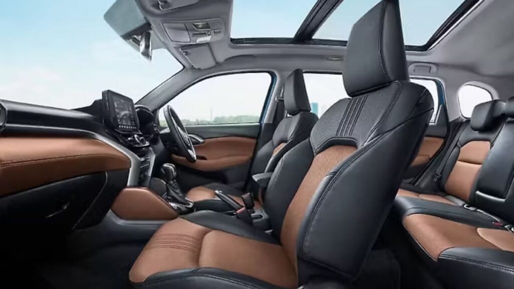 Toyota Hyryder 7-Seater